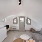 Aegean Diamonds Luxury مونوليثوس