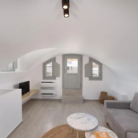Aegean Diamonds Luxury Monolithos
