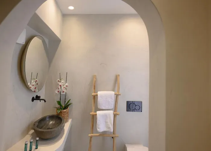 Aegean Diamonds Luxury * Монолитос