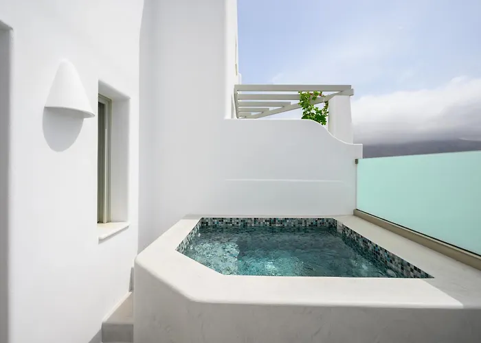 Aegean Diamonds Luxury * Монолитос