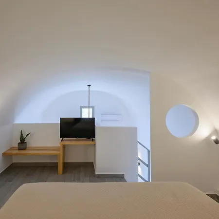 Aegean Diamonds Luxury Μονόλιθος